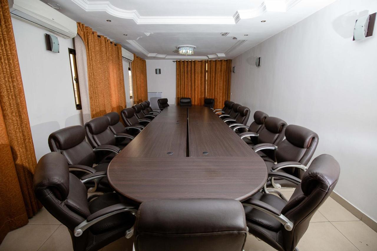 Hotel Everest Rd Congo Kinshasa Extérieur photo